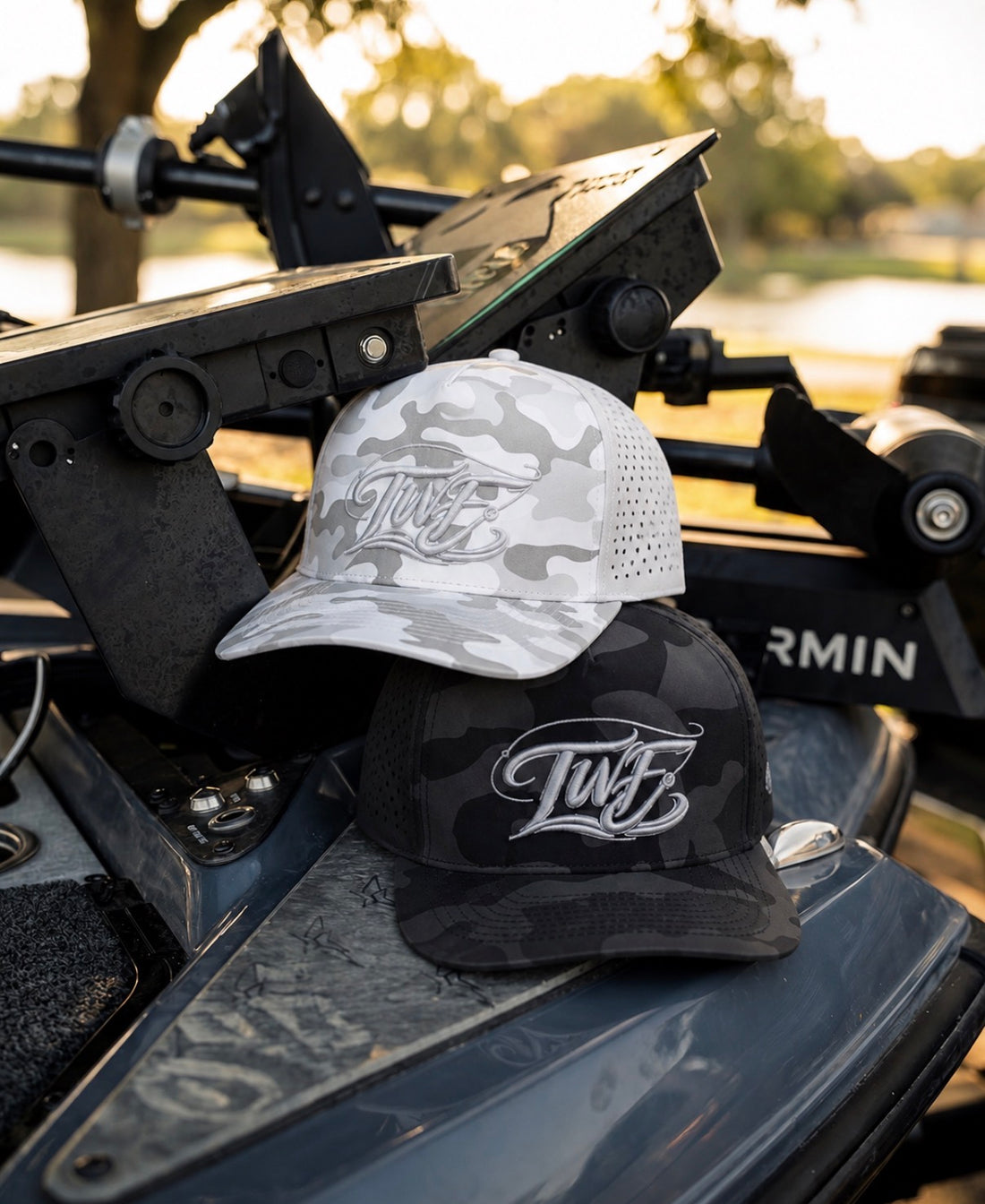 2 pack TWFishing Snapback Ghost Camo/ Blackout Camo